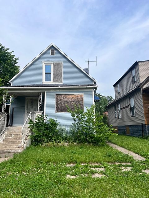 10749 S Perry Avenue Chicago IL 60628