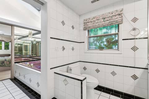 Tiny photo for 6936 N Kostner Avenue, Lincolnwood, IL 60712 (MLS # 12733568)