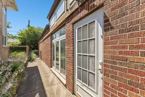 Tiny photo for 6936 N Kostner Avenue, Lincolnwood, IL 60712 (MLS # 12733568)