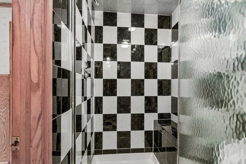 Tiny photo for 6936 N Kostner Avenue, Lincolnwood, IL 60712 (MLS # 12733568)