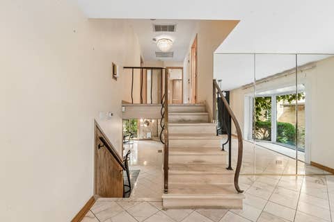 Tiny photo for 6936 N Kostner Avenue, Lincolnwood, IL 60712 (MLS # 12733568)