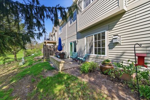 Tiny photo for 2255 Vanderbilt Drive #2255, Geneva, IL 60134 (MLS # 12623069)