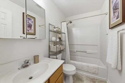 Tiny photo for 2255 Vanderbilt Drive #2255, Geneva, IL 60134 (MLS # 12623069)