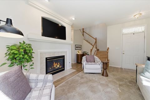 Tiny photo for 2255 Vanderbilt Drive #2255, Geneva, IL 60134 (MLS # 12623069)