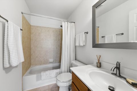 Tiny photo for 2255 Vanderbilt Drive #2255, Geneva, IL 60134 (MLS # 12623069)