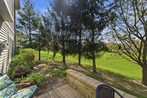 Tiny photo for 2255 Vanderbilt Drive #2255, Geneva, IL 60134 (MLS # 12623069)