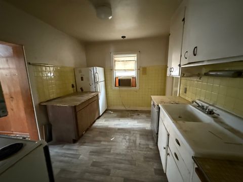 Tiny photo for 2508 Isabella Street, Evanston, IL 60201 (MLS # 12534223)