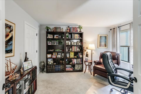 Tiny photo for 447 WHITE OAK Lane #1135B, Lake Barrington, IL 60010 (MLS # 12701822)