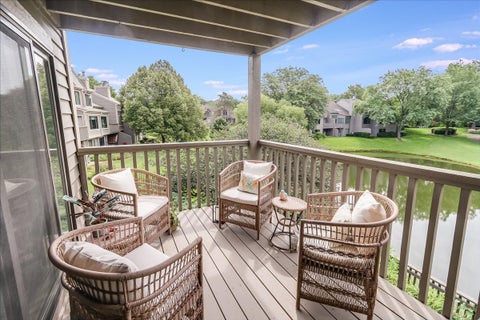 Tiny photo for 447 WHITE OAK Lane #1135B, Lake Barrington, IL 60010 (MLS # 12701822)