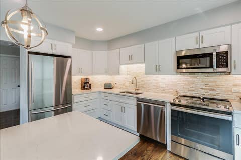 Tiny photo for 447 WHITE OAK Lane #1135B, Lake Barrington, IL 60010 (MLS # 12701822)