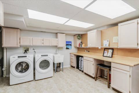 Tiny photo for 447 WHITE OAK Lane #1135B, Lake Barrington, IL 60010 (MLS # 12701822)