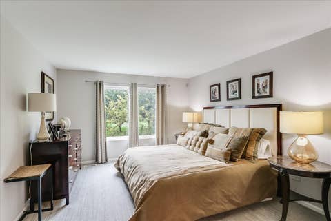 Tiny photo for 447 WHITE OAK Lane #1135B, Lake Barrington, IL 60010 (MLS # 12701822)