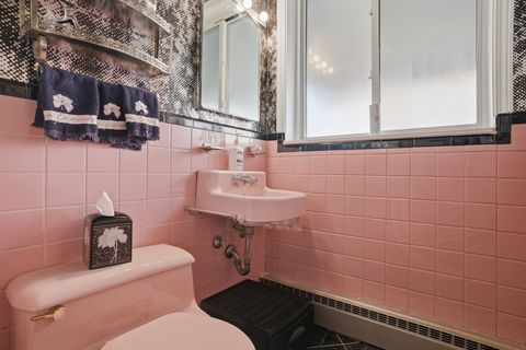 Tiny photo for 2711 W Balmoral Avenue, Chicago, IL 60625 (MLS # 12623546)