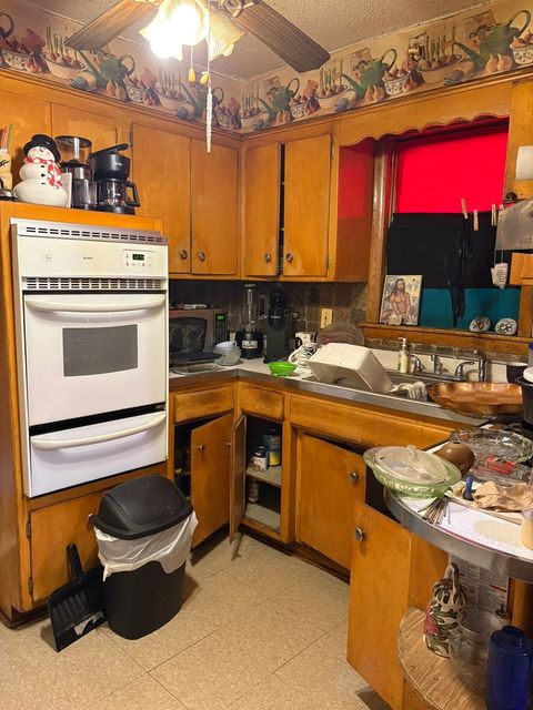 Tiny photo for 2016 W 52nd Street, Chicago, IL 60609 (MLS # 12524474)