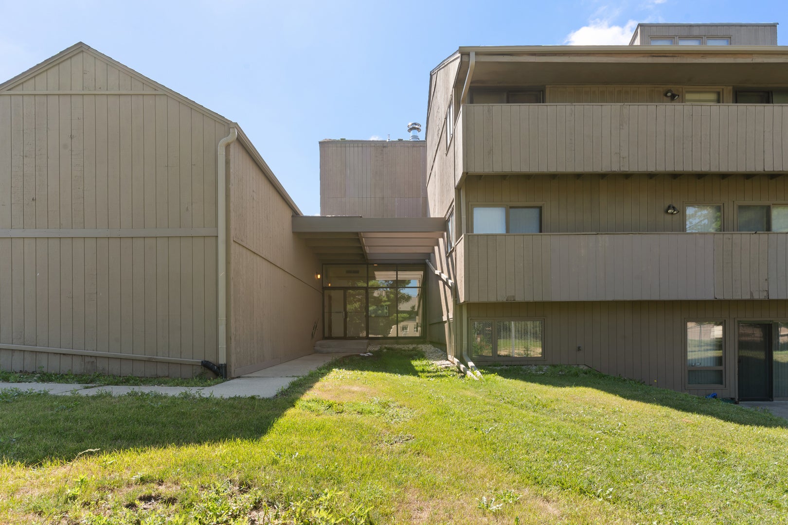220 Bienterra Trail 1E