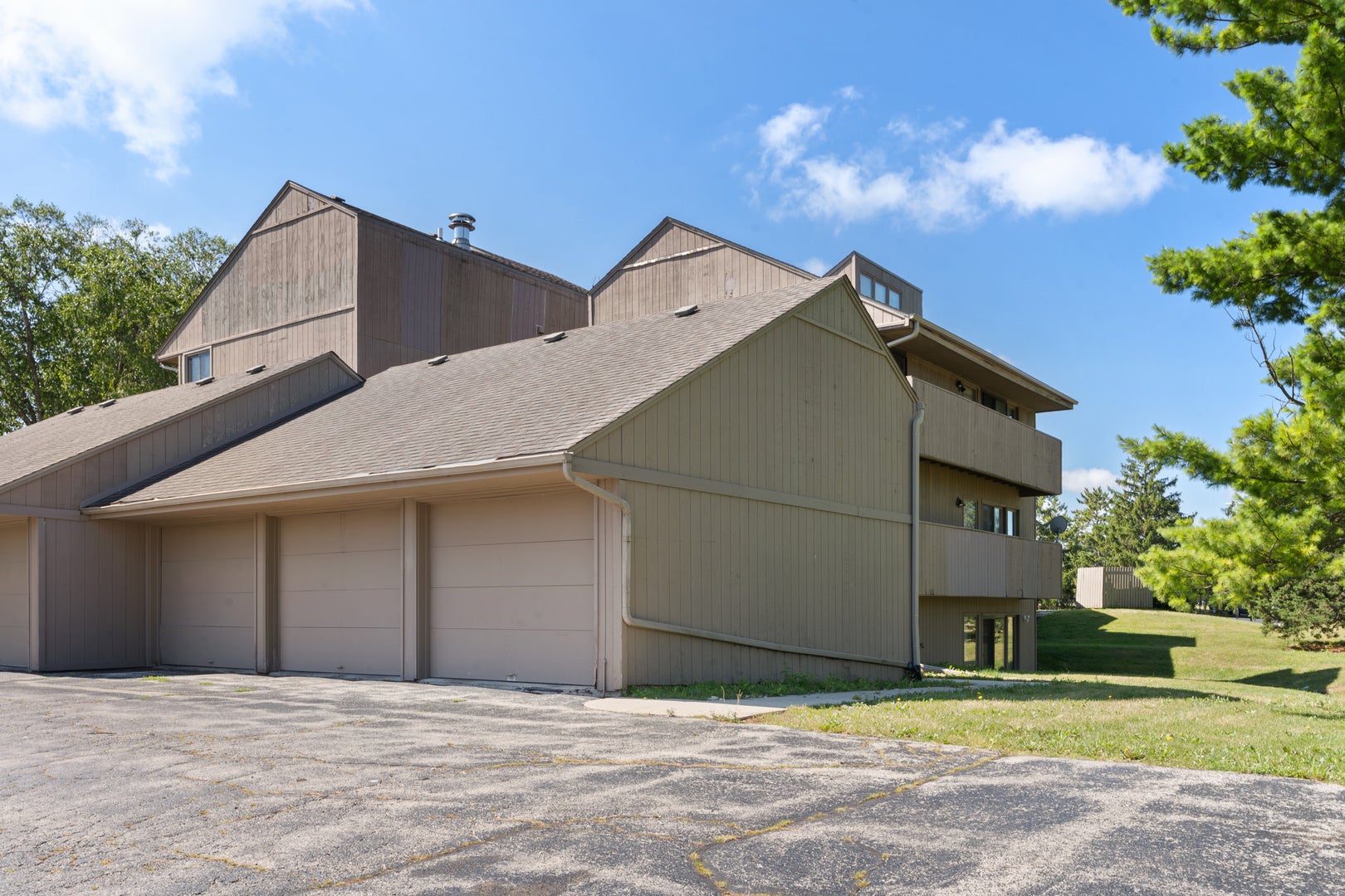 220 Bienterra Trail 1E
