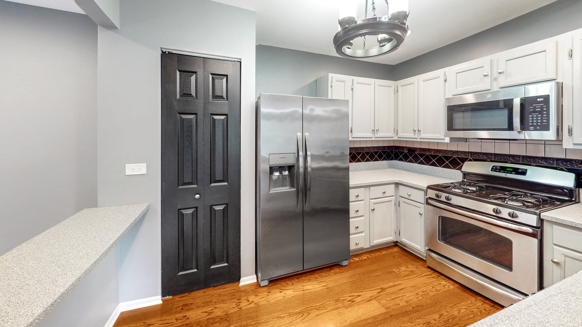6412 Fremont Drive 6412