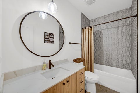 Tiny photo for 4516 S Indiana Avenue #2, Chicago, IL 60653 (MLS # 12751351)