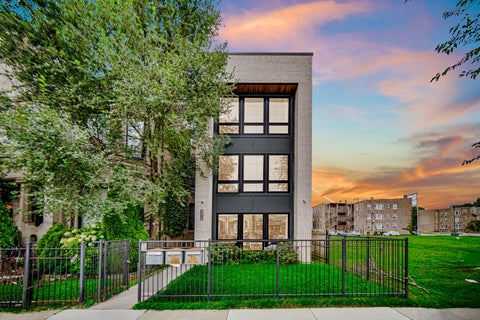 Tiny photo for 4516 S Indiana Avenue #2, Chicago, IL 60653 (MLS # 12751351)