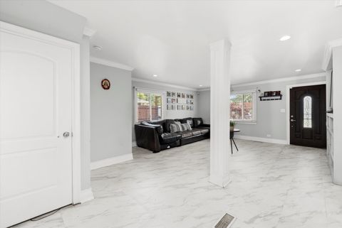 Tiny photo for 6315 W 83rd Place, Burbank, IL 60459 (MLS # 12532367)