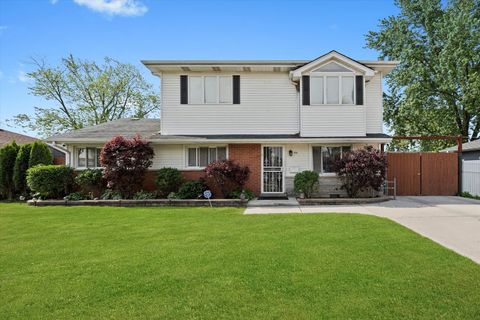 Tiny photo for 6315 W 83rd Place, Burbank, IL 60459 (MLS # 12532367)
