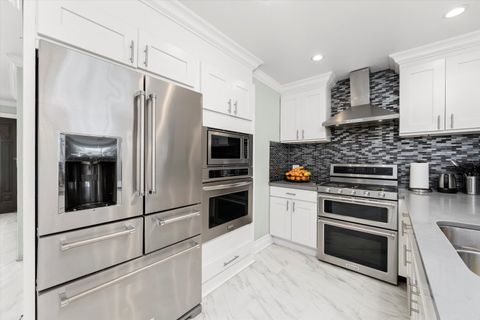 Tiny photo for 6315 W 83rd Place, Burbank, IL 60459 (MLS # 12532367)