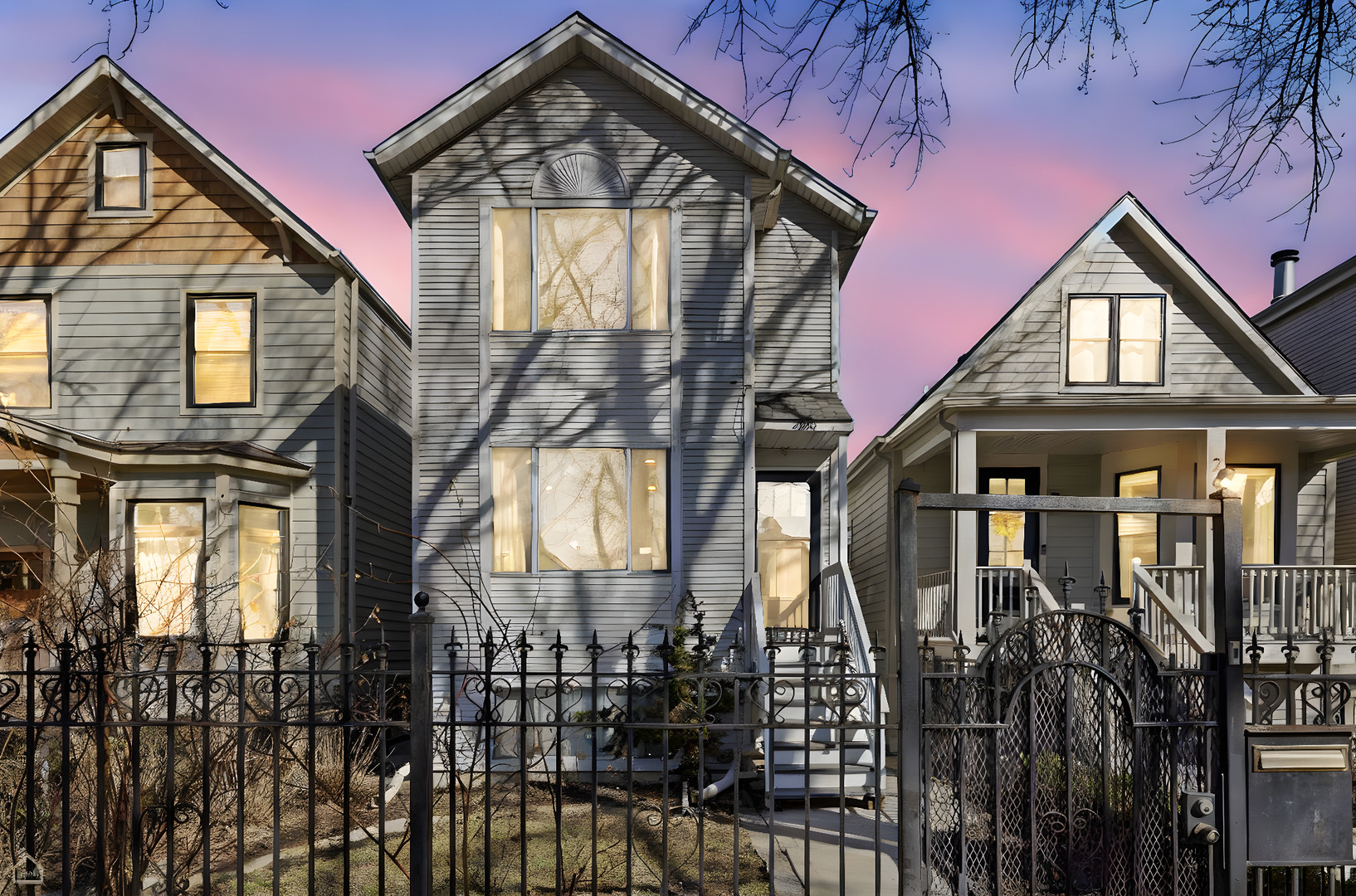 2926 W Belden Avenue