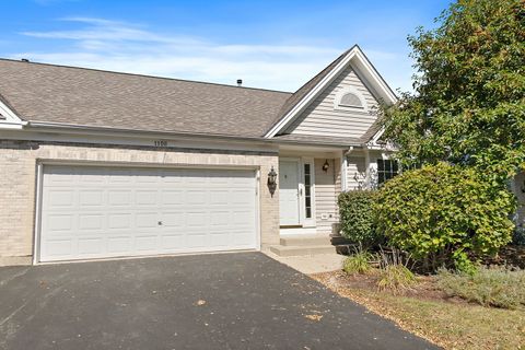 Tiny photo for 1108 E Danbury Drive, Cary, IL 60013 (MLS # 12469521)