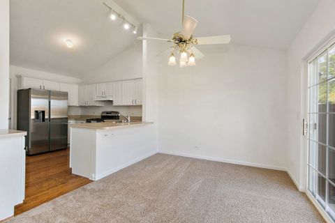 Tiny photo for 1108 E Danbury Drive, Cary, IL 60013 (MLS # 12469521)