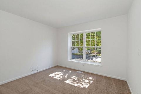 Tiny photo for 1108 E Danbury Drive, Cary, IL 60013 (MLS # 12469521)