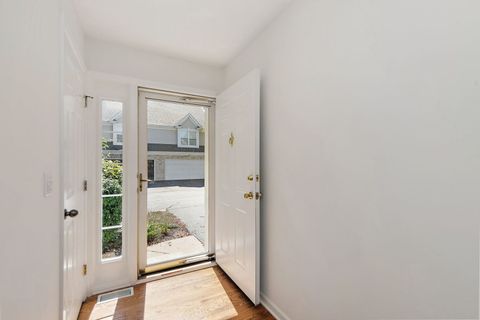 Tiny photo for 1108 E Danbury Drive, Cary, IL 60013 (MLS # 12469521)