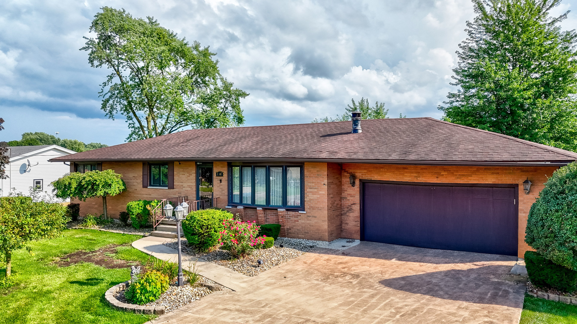 1407 Sharon Road