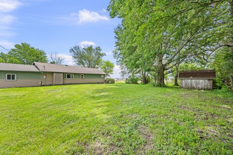 Tiny photo for 29546 N 750 Avenue, Kewanee, IL 61443 (MLS # 12657760)