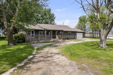 Tiny photo for 29546 N 750 Avenue, Kewanee, IL 61443 (MLS # 12657760)