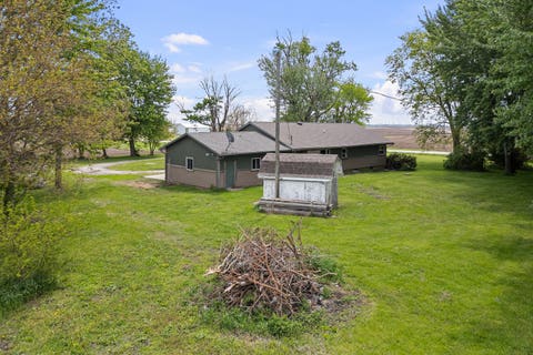 Tiny photo for 29546 N 750 Avenue, Kewanee, IL 61443 (MLS # 12657760)