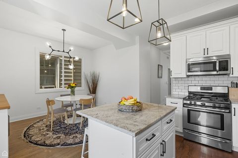 Tiny photo for 3219 W Dickens Avenue, Chicago, IL 60647 (MLS # 12466948)