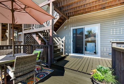 Tiny photo for 3219 W Dickens Avenue, Chicago, IL 60647 (MLS # 12466948)