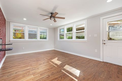 Tiny photo for 2032 N Wainwright Court, Palatine, IL 60074 (MLS # 12488288)