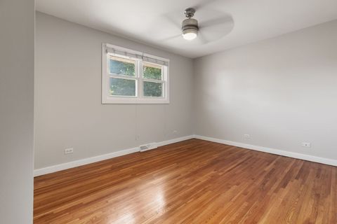 Tiny photo for 2032 N Wainwright Court, Palatine, IL 60074 (MLS # 12488288)