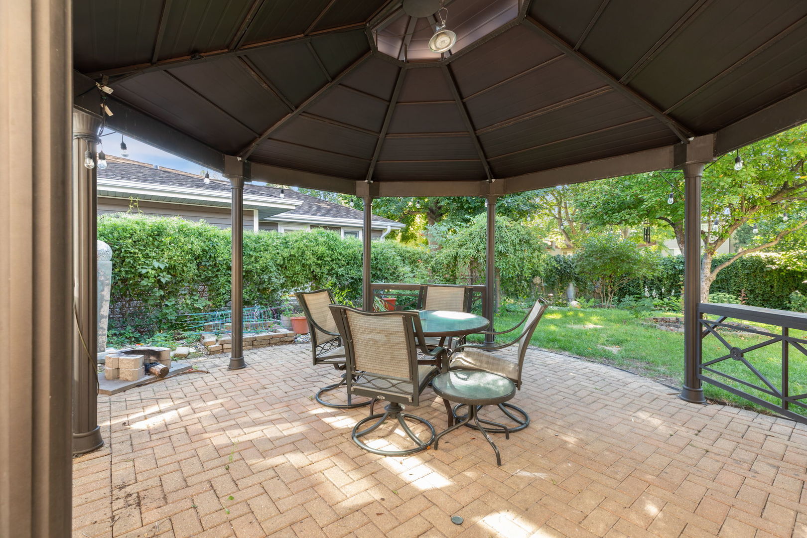 2032 N Wainwright Court