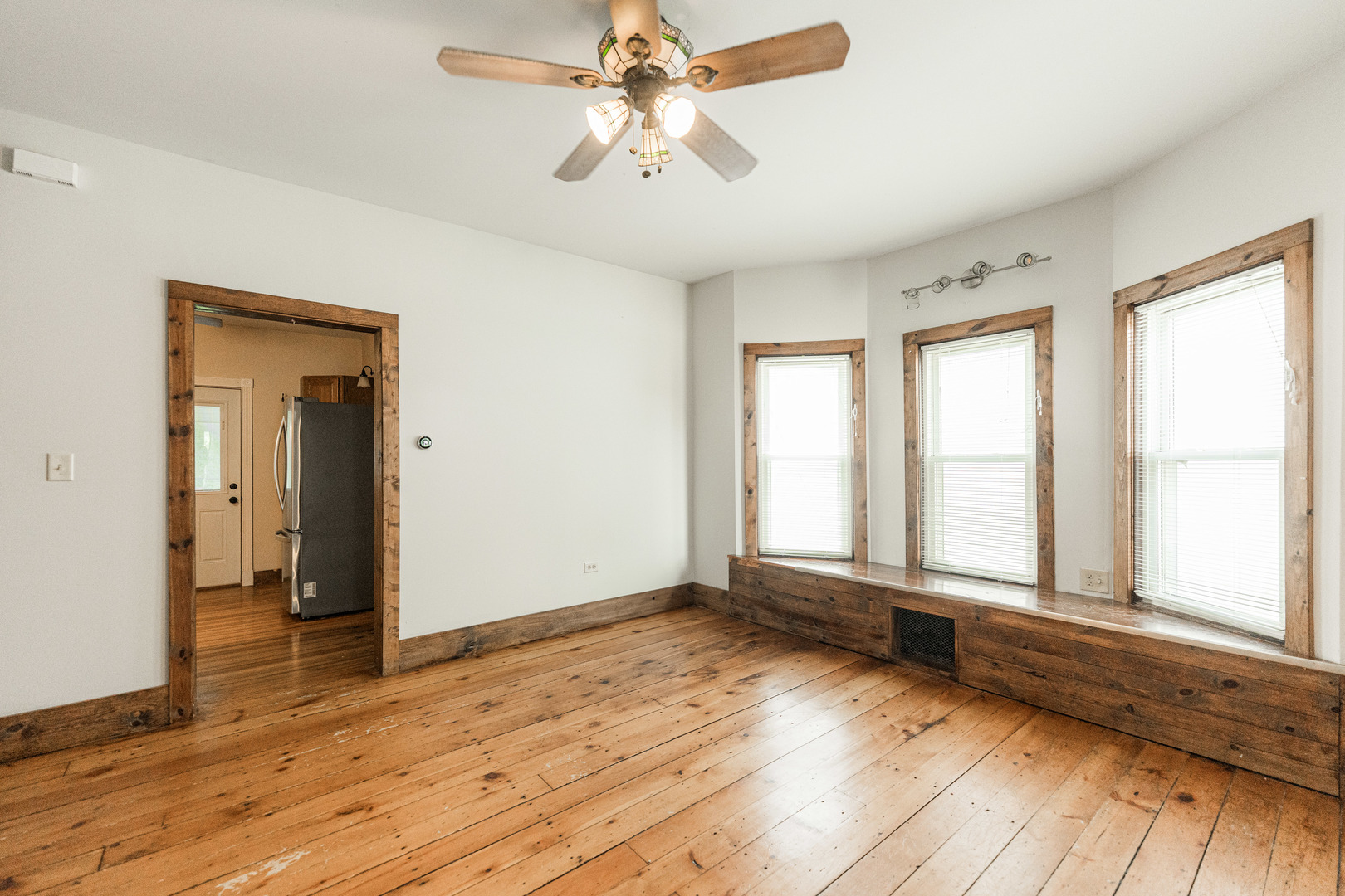 324 N 6th Street