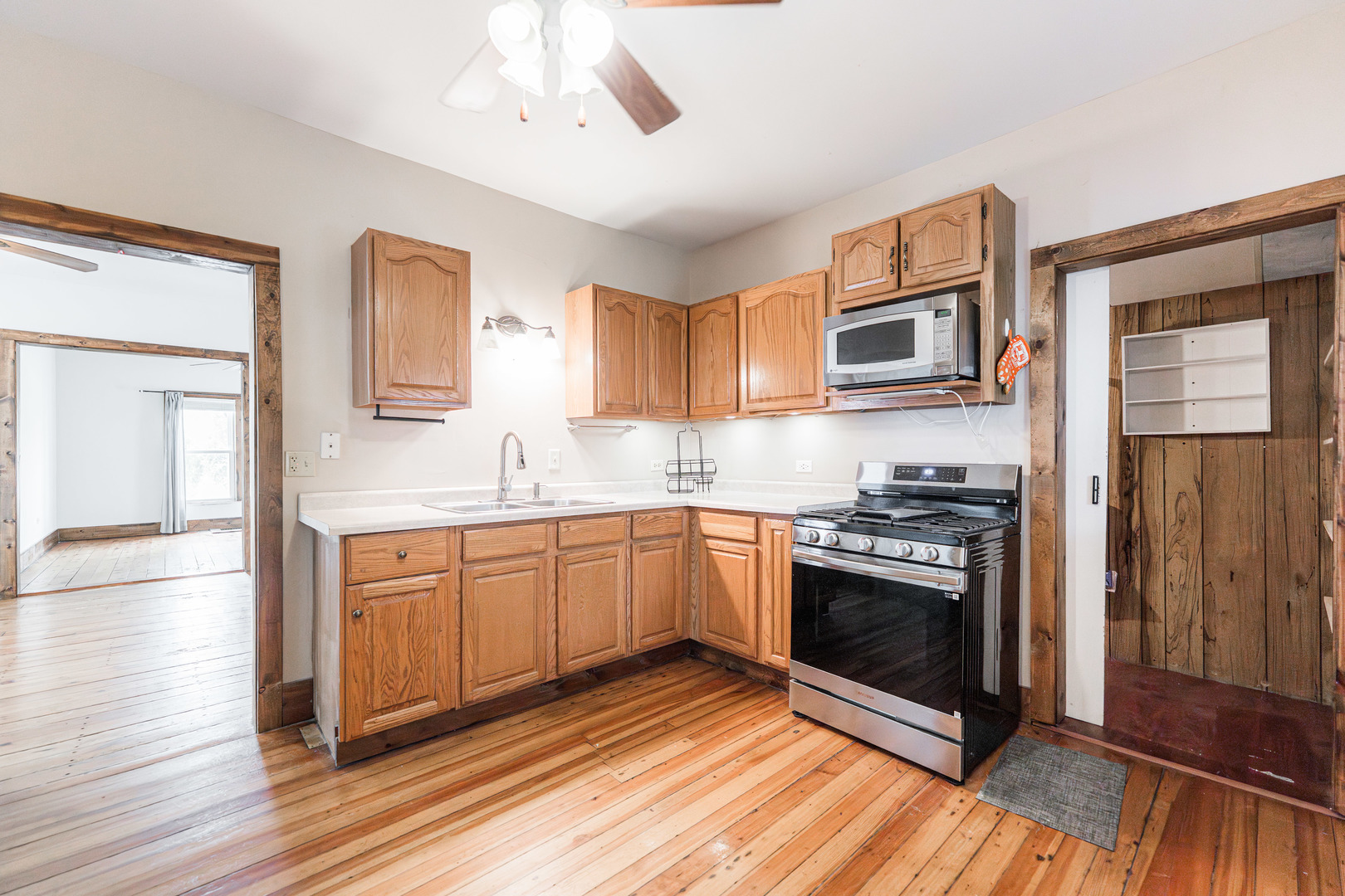 324 N 6th Street