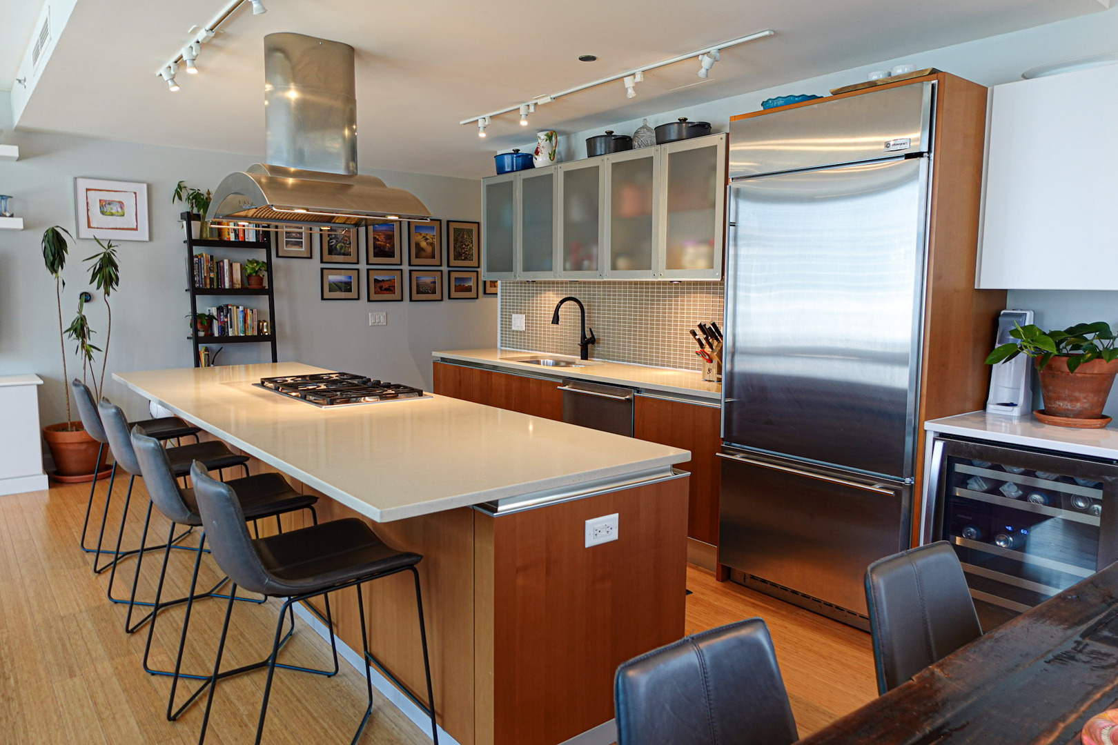 340 E Randolph Street 1106