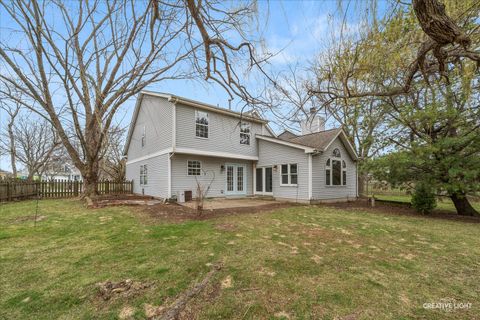 Tiny photo for 778 Village Road, Crystal Lake, IL 60014 (MLS # 12604960)