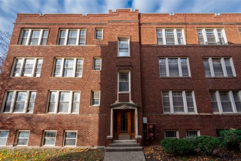 6975 N Bell Avenue 2 Chicago IL 60659