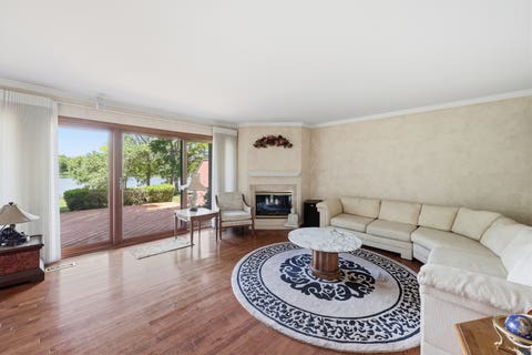 Tiny photo for 640 Old Barn Road #C, Lake Barrington, IL 60010 (MLS # 12684971)