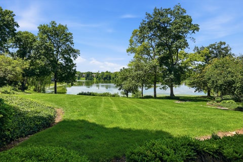 Tiny photo for 640 Old Barn Road #C, Lake Barrington, IL 60010 (MLS # 12684971)