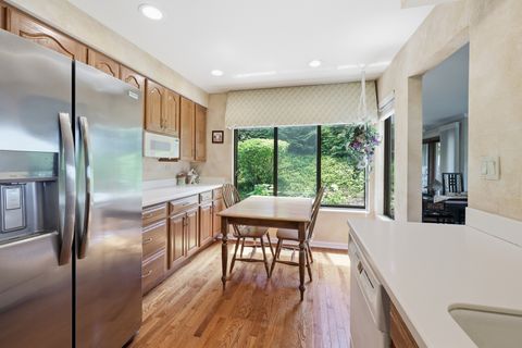 Tiny photo for 640 Old Barn Road #C, Lake Barrington, IL 60010 (MLS # 12684971)