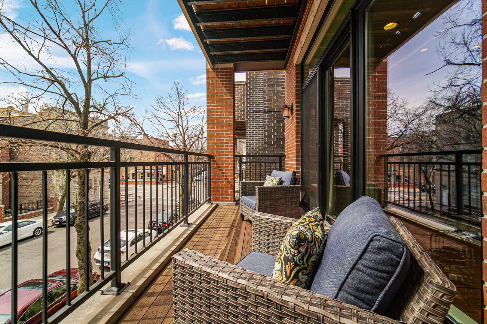 1040 W Polk Street 2B