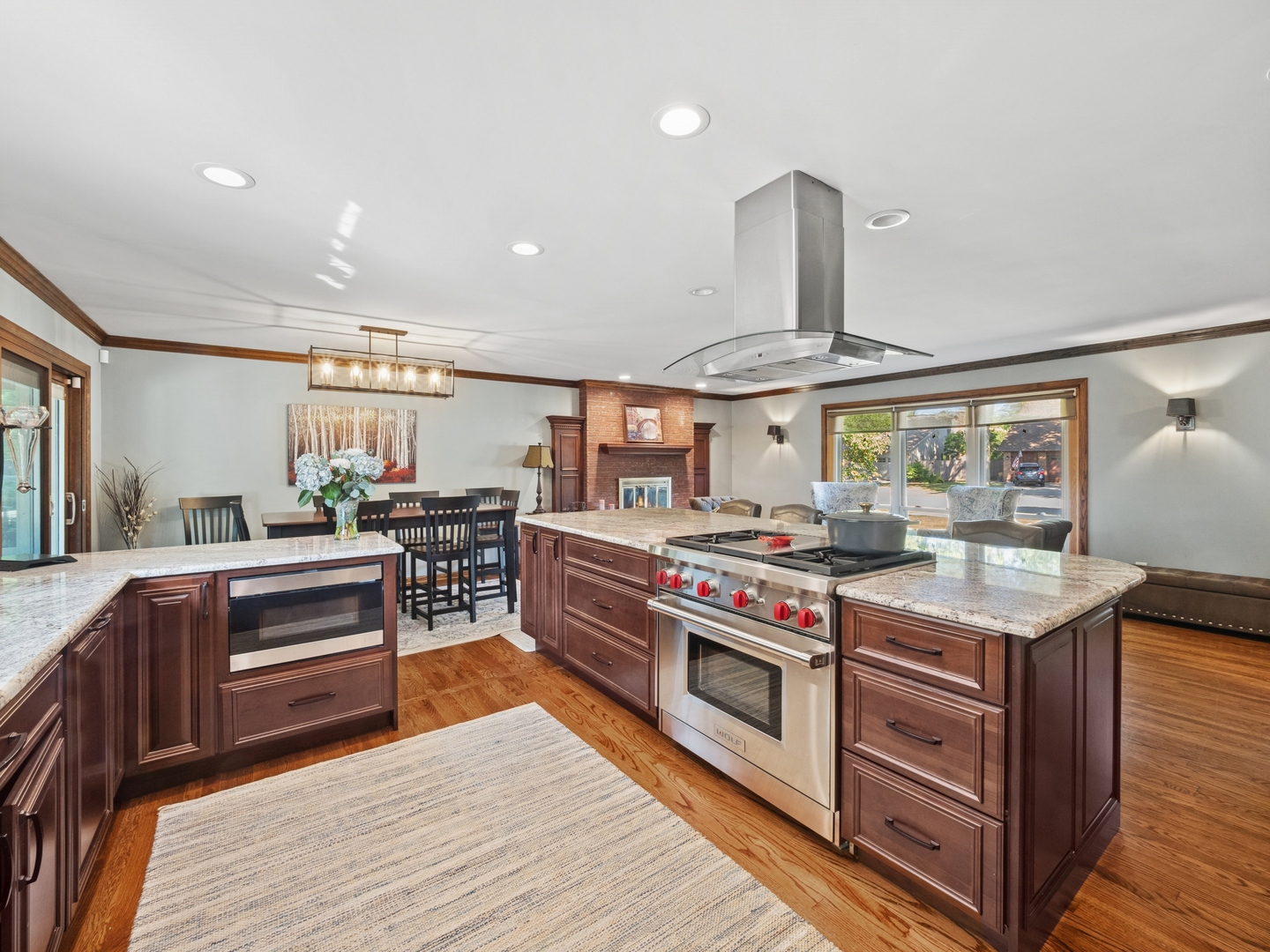 77 E Garden Avenue